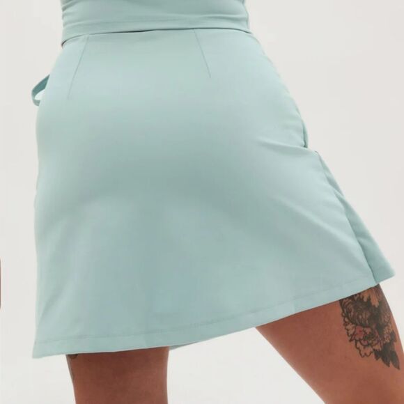 Girlfriend Collective Weekend Wrap Skort - Picture 3 of 11